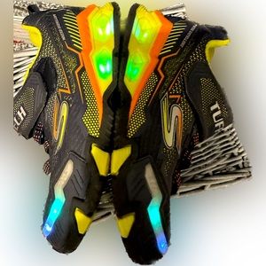 Skechers Childrens S Lights: Hydro Lights gently Used Sz US 4